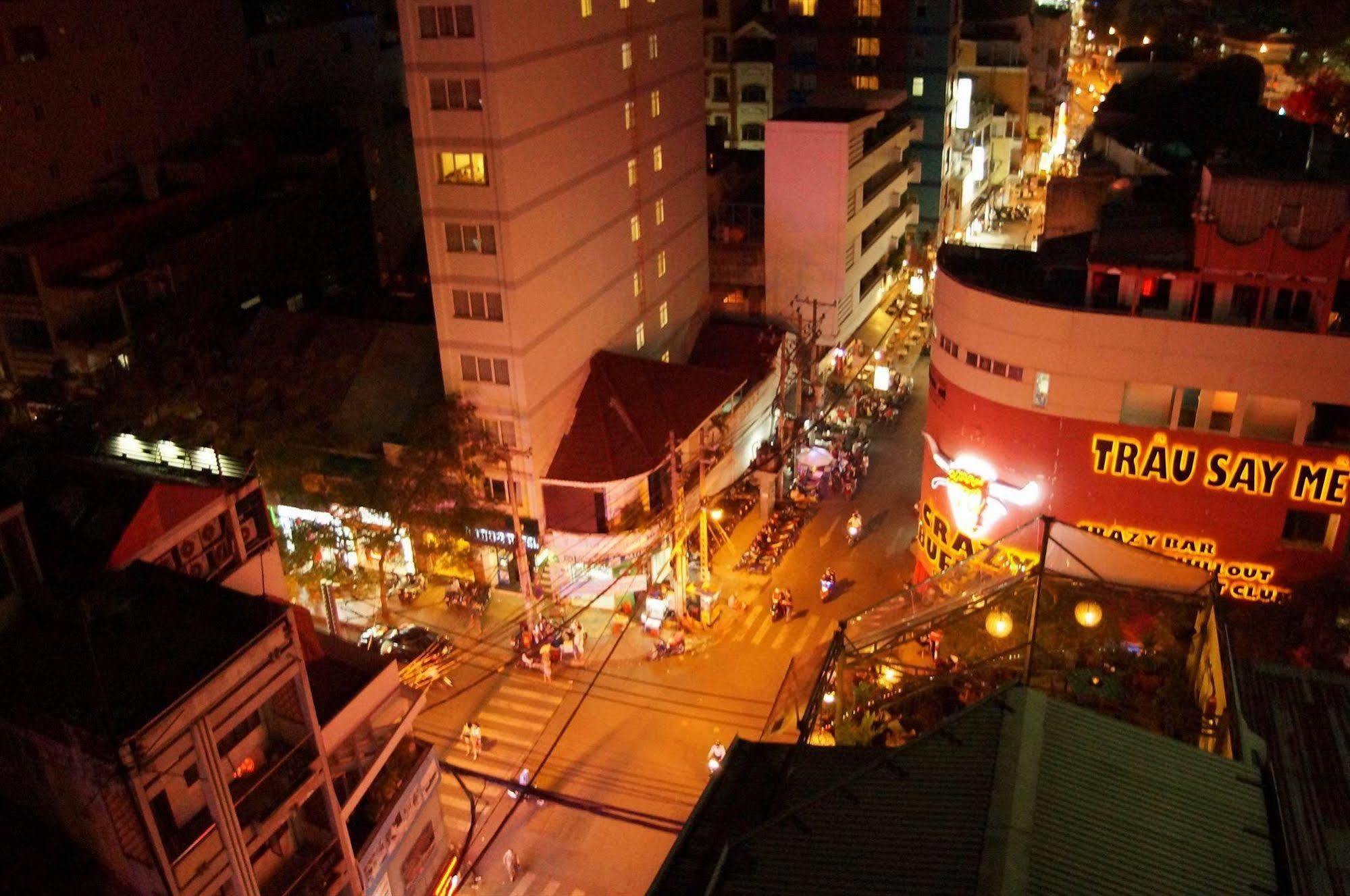 הו צ'י מין סיטי Valentine Hotel Saigon - Bui Vien Street מראה חיצוני תמונה