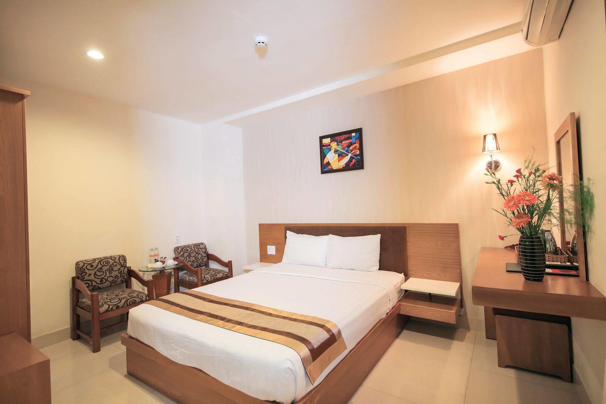 הו צ'י מין סיטי Valentine Hotel Saigon - Bui Vien Street מראה חיצוני תמונה