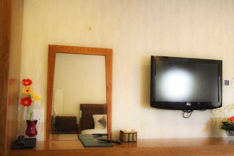 הו צ'י מין סיטי Valentine Hotel Saigon - Bui Vien Street מראה חיצוני תמונה